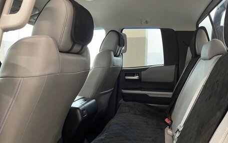 Toyota Tundra II, 2014 год, 6 000 000 рублей, 10 фотография