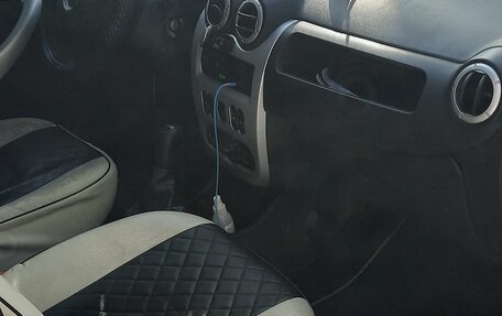 Renault Logan I, 2013 год, 390 000 рублей, 7 фотография