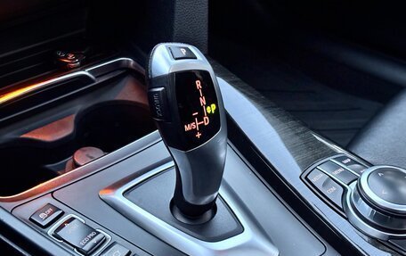 BMW 3 серия, 2018 год, 2 400 000 рублей, 9 фотография