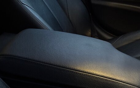 BMW 3 серия, 2018 год, 2 400 000 рублей, 34 фотография