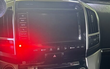 Toyota Land Cruiser 200, 2013 год, 3 350 000 рублей, 8 фотография