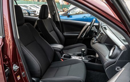 Toyota RAV4, 2017 год, 2 270 000 рублей, 8 фотография