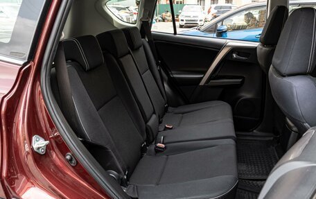 Toyota RAV4, 2017 год, 2 270 000 рублей, 7 фотография