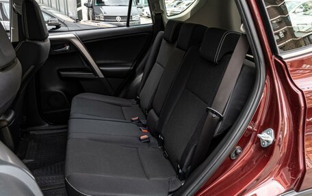 Toyota RAV4, 2017 год, 2 270 000 рублей, 9 фотография