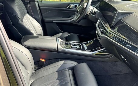 BMW X7, 2023 год, 15 000 000 рублей, 16 фотография