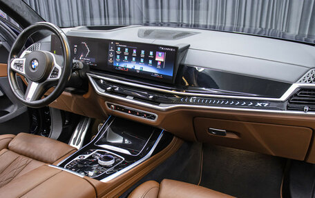 BMW X7, 2022 год, 13 200 000 рублей, 12 фотография