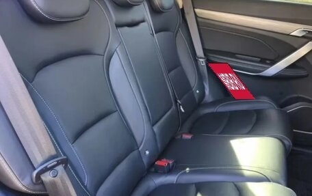 Geely Atlas, 2022 год, 1 940 000 рублей, 9 фотография