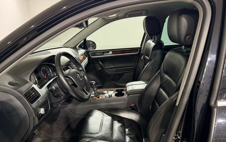 Volkswagen Touareg III, 2012 год, 2 222 000 рублей, 16 фотография