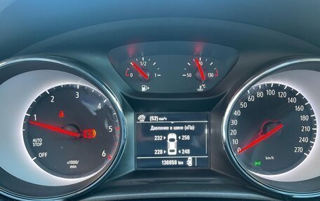 Opel Astra K, 2019 год, 1 350 000 рублей, 9 фотография