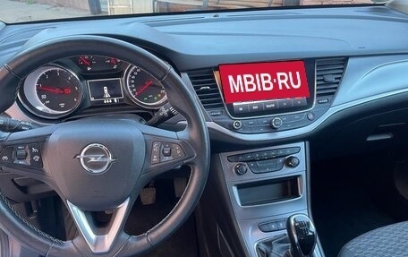 Opel Astra K, 2019 год, 1 350 000 рублей, 8 фотография