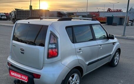 KIA Soul I рестайлинг, 2011 год, 800 000 рублей, 3 фотография