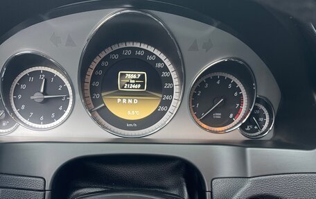 Mercedes-Benz E-Класс, 2012 год, 1 750 000 рублей, 2 фотография