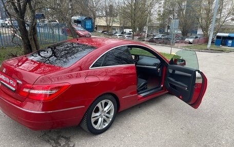 Mercedes-Benz E-Класс, 2012 год, 1 750 000 рублей, 11 фотография