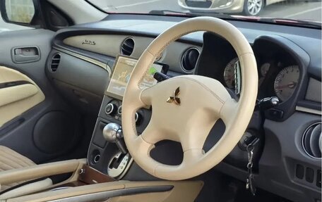 Mitsubishi Airtrek, 2002 год, 480 000 рублей, 4 фотография