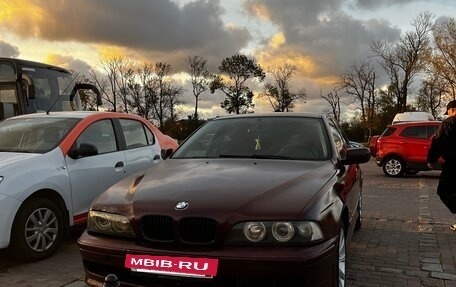 BMW 5 серия, 1999 год, 250 000 рублей, 2 фотография