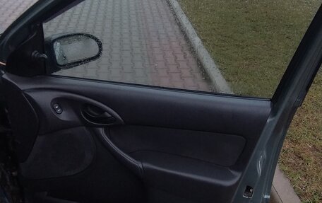 Ford Focus IV, 2001 год, 176 000 рублей, 6 фотография