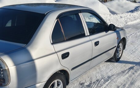 Hyundai Accent II, 2004 год, 300 000 рублей, 2 фотография
