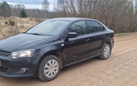 Volkswagen Polo VI (EU Market), 2011 год, 600 000 рублей, 1 фотография