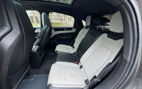 Porsche Cayenne III, 2024 год, 14 900 000 рублей, 18 фотография