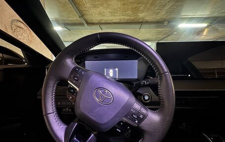 Toyota Camry, 2024 год, 4 200 000 рублей, 12 фотография