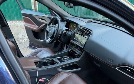 Jaguar F-Pace, 2016 год, 2 850 000 рублей, 12 фотография