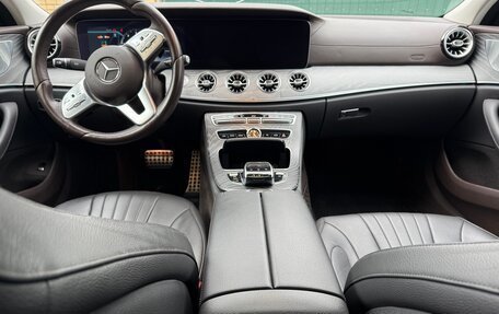 Mercedes-Benz CLS, 2018 год, 3 950 000 рублей, 13 фотография