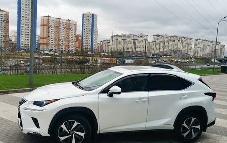 Lexus NX I, 2019 год, 4 300 000 рублей, 4 фотография
