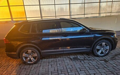 Volkswagen Tiguan II, 2021 год, 2 900 000 рублей, 9 фотография