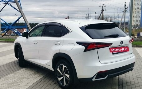 Lexus NX I, 2019 год, 4 300 000 рублей, 3 фотография