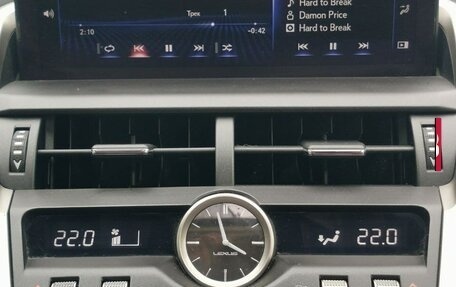 Lexus NX I, 2019 год, 4 300 000 рублей, 9 фотография