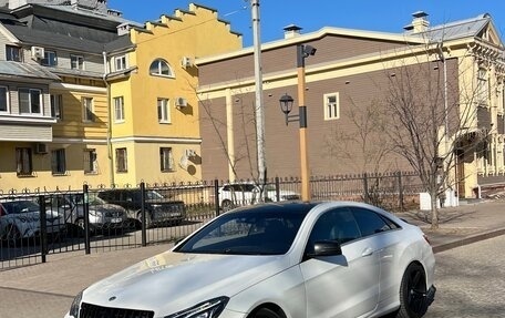 Mercedes-Benz E-Класс, 2013 год, 1 600 000 рублей, 1 фотография