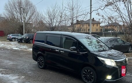 Toyota Esquire I, 2016 год, 2 000 000 рублей, 5 фотография