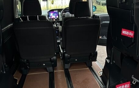 Toyota Esquire I, 2016 год, 2 000 000 рублей, 7 фотография