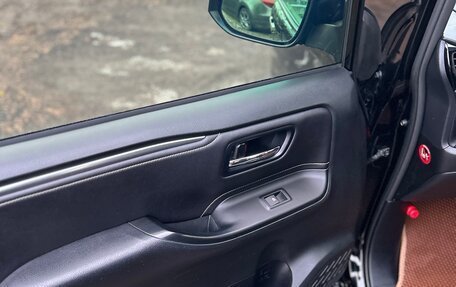 Toyota Esquire I, 2016 год, 2 000 000 рублей, 30 фотография
