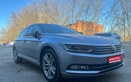 Volkswagen Passat B8 рестайлинг, 2018 год, 2 350 000 рублей, 1 фотография