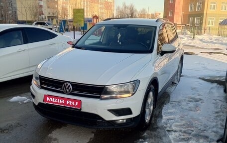 Volkswagen Tiguan II, 2019 год, 2 100 000 рублей, 1 фотография