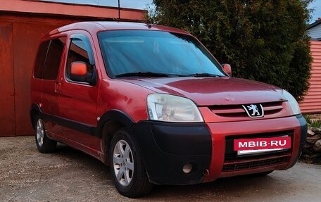 Peugeot Partner II рестайлинг 2, 2003 год, 355 000 рублей, 2 фотография