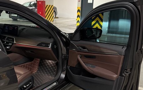 BMW 5 серия, 2020 год, 4 900 000 рублей, 8 фотография