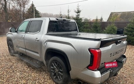 Toyota Tundra, 2022 год, 6 700 000 рублей, 7 фотография