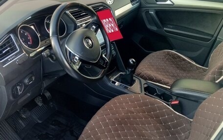 Volkswagen Tiguan II, 2019 год, 2 100 000 рублей, 7 фотография