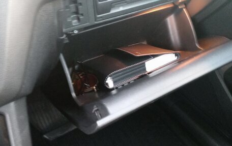 Volkswagen Tiguan II, 2019 год, 2 100 000 рублей, 10 фотография