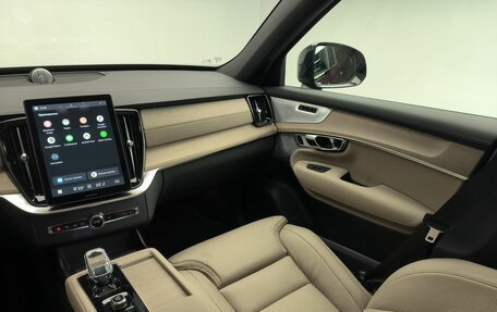 Volvo XC90 II рестайлинг, 2025 год, 11 250 000 рублей, 15 фотография