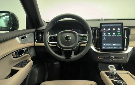Volvo XC90 II рестайлинг, 2025 год, 11 250 000 рублей, 16 фотография