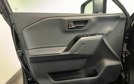 Toyota RAV4, 2025 год, 5 050 000 рублей, 22 фотография