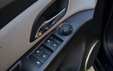 Chevrolet Cruze II, 2011 год, 770 000 рублей, 6 фотография