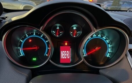 Chevrolet Cruze II, 2011 год, 770 000 рублей, 9 фотография