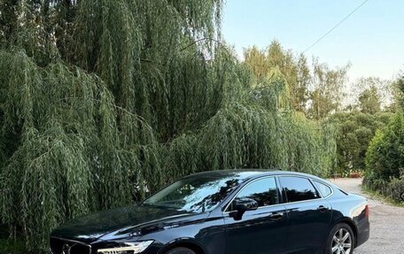 Volvo S90 II рестайлинг, 2018 год, 3 300 000 рублей, 7 фотография