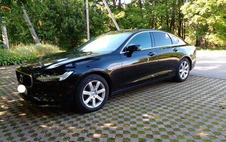 Volvo S90 II рестайлинг, 2018 год, 3 300 000 рублей, 8 фотография