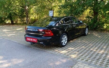 Volvo S90 II рестайлинг, 2018 год, 3 300 000 рублей, 10 фотография