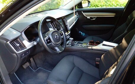 Volvo S90 II рестайлинг, 2018 год, 3 300 000 рублей, 13 фотография